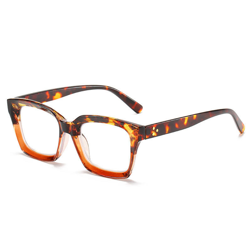 نظارات شمسية مربعة الشكل للسيدات بتصميم ديمي اللون